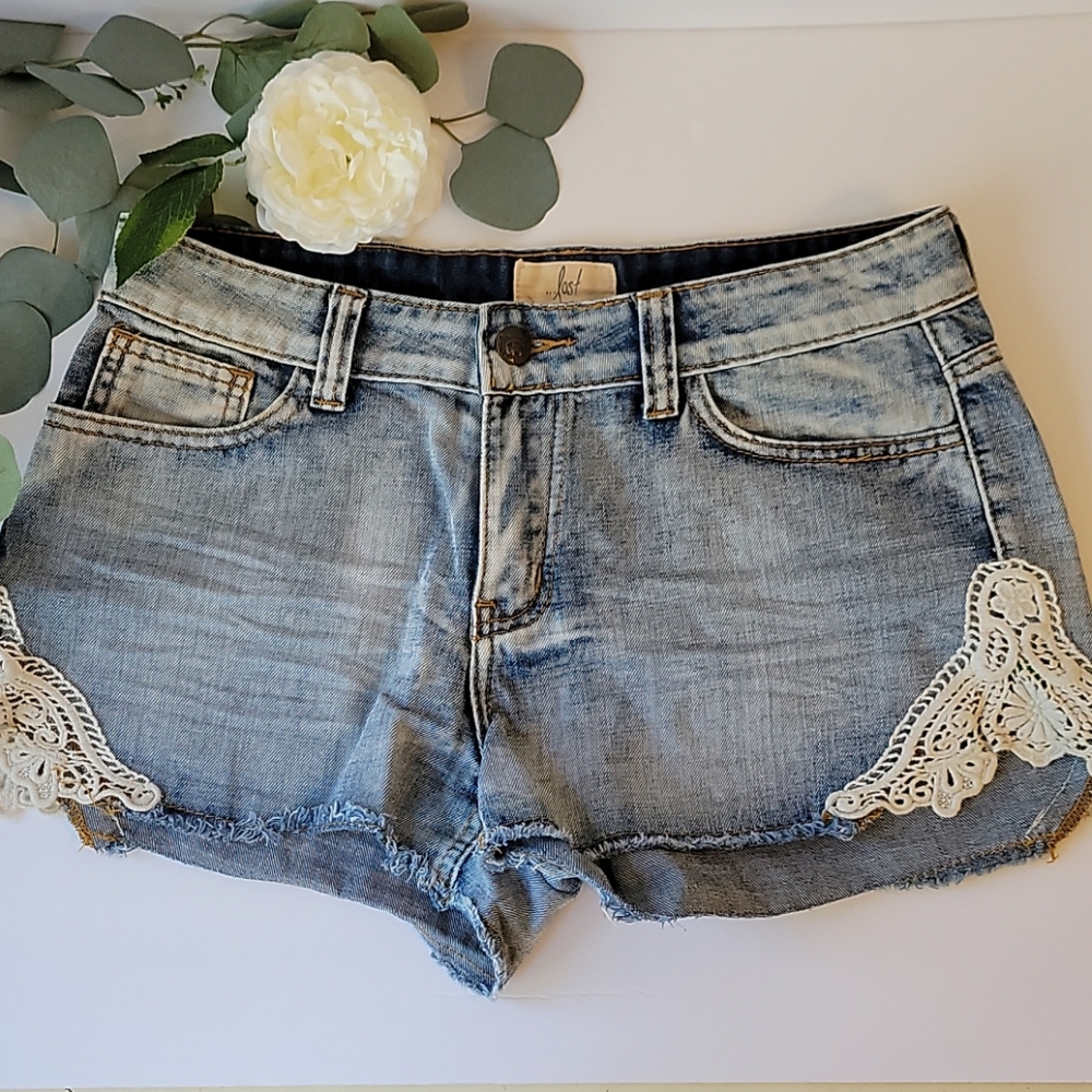 Lost junior girl's demin shorts